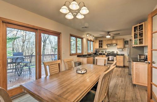 Woodbury House | Family-Friendly Woodbury Home with Yard and Deck!