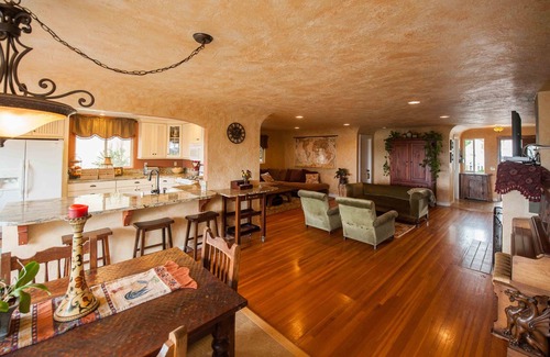 Bay Park House | Family Fun! Mission Bay view! 4bed/3 bath home