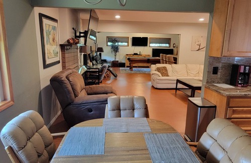 Linda Vista House | Family Game Room with Wet Bar, Pool Table/Ping Pong Darts and more!