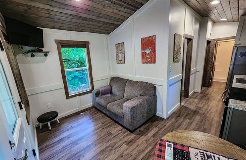 Guntersville Apartment | Family Get Away Tiny House Cabin with Bunk Room+Pet Friendly! Lake Guntersville