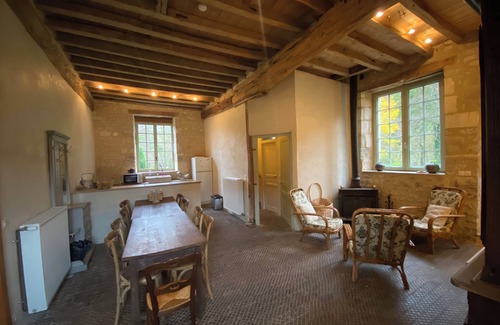Accolay Cottage | Family gîte in the grounds of a historic monument - Burgundy Chablis -11 pers