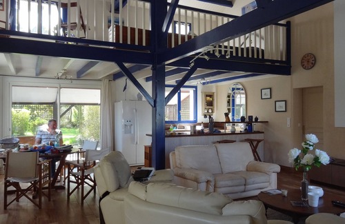 Pornic House | Family home 10/12 people heated pool, 5 bedrooms, pets welcome.