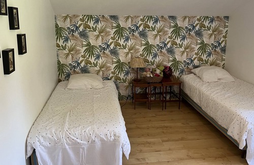 Castelnau-de-Brassac House | Family home in the country