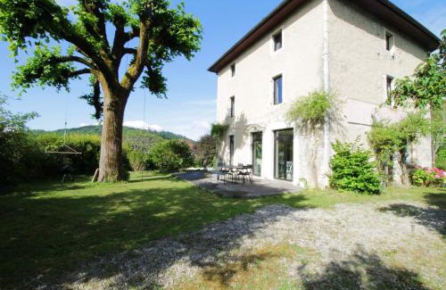 Billieme House | Family home peaceful setting and swimming pool!