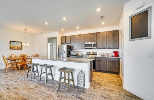 Harbour Heights House | Family Home with Lanai and Games in Punta Gorda!