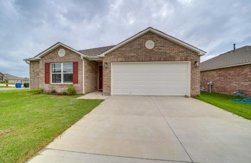 Broken Arrow House | Family Home with Large Yard and Patio in Broken Arrow!