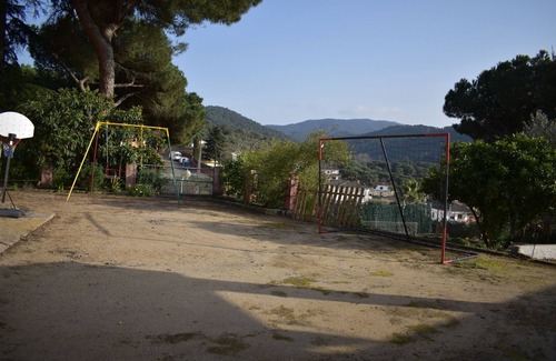 Vilanova del Valles House | Family house with private pool and great views, for 10 people