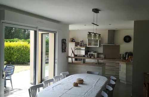 Denneville House | Family house less than 5 minutes drive from the sea - 10 people