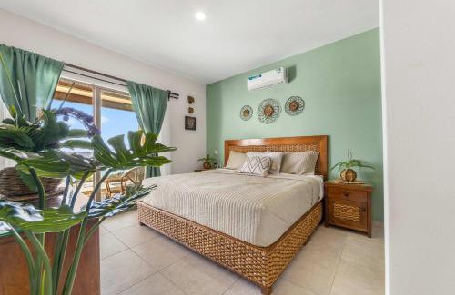 Tequesquitengo House | Family House Pool & Lake view 4 Bedrooms