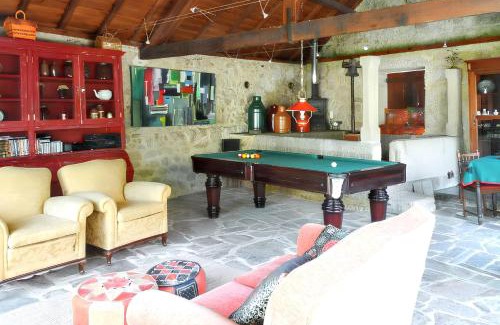 Fatauncos House | Family House with Mountain View in Vouzela