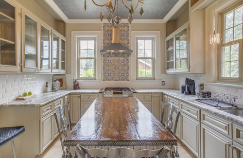 Laurinburg Villa | Family Laurinburg Home w/Private Yard & BBQ