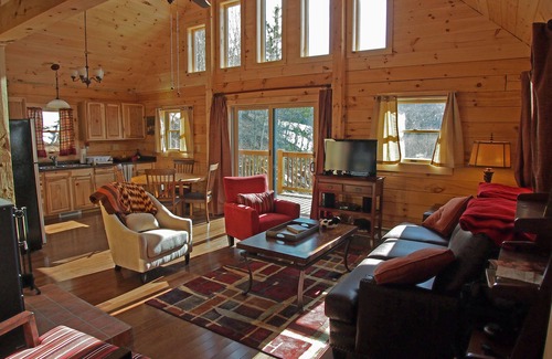 Rainbow Valley Cabin | Family Mountain Retreat