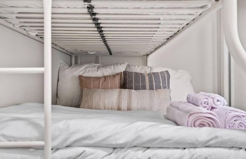 Denver Heights Apartment | Family & Personal Space - Free Pastries & Ebikes