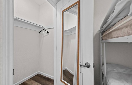 Denver Heights Apartment | Family & Personal Space - Free Pastries & Ebikes