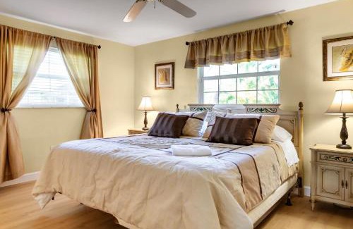 Lochmoor Waterway Estates House | Family-Ready 4BR with Heated Pool & BBQ
