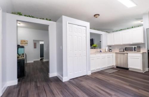 Westside House | Family Retreat Near NAS JAX and Orang Park Mall with Gameroom