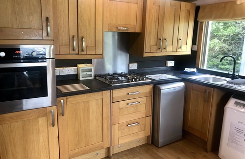 Chawston Cabin | Family size wilderness style cabin just off the A1