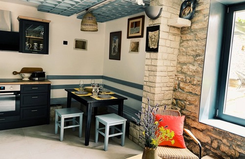 Debeljuhi House | Family-sized renovated Istrian house w/lavand field - 20min from Rovinj.