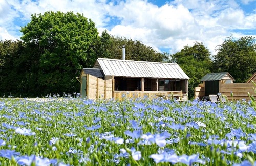 Maidwell Cabin | Family Teeny Two