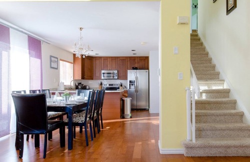 Denver House | ❤️ Family Trip-Kids Friendly, Convenient Location and Professionally Cleaned