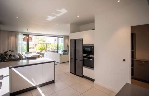 Tamarin House | Family villa with swimming pool