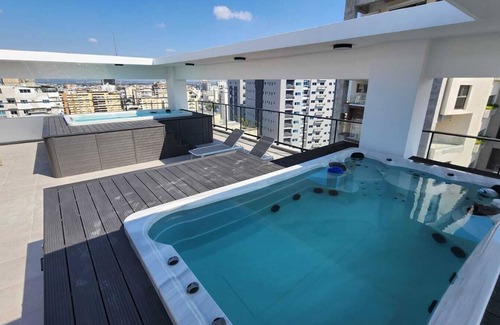 La Arboleda Apartment | Fancy and Cozy Apartment with nice personal touches. In the heart of The capital