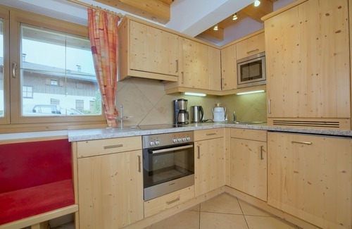 Hochkrimml Ski Chalet | Fantastic chalet for 8 persons directly at the nature reserve