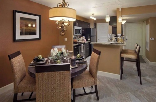 Las Vegas Apartment | Fantastic Resort in Las Vegas 1BD + 1BA/Pool + Kitchen