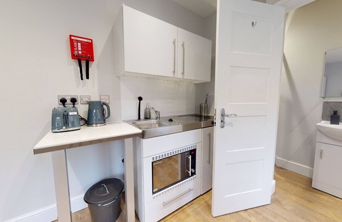 Coventry City Centre Apartment | Fantastic Self Contained Studio