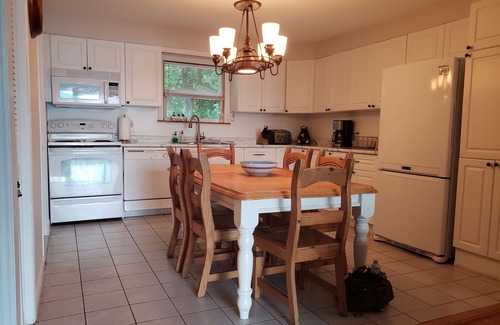 Dunsford Cottage | Fantastic Waterfront & Gorgeous Sunsets - Bobcaygeon - Kawartha Lakes