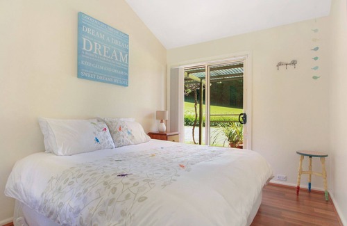 Marshall Mount House | Far enough Away/Close enough to get to - Late Checkout on Sundays