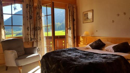 Gstaad Apartment | Farfalla