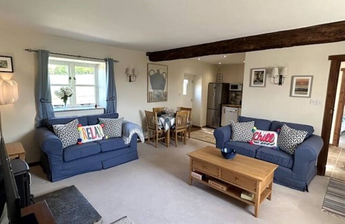Wincanton Cottage | Farm Cottage in Idyllic Location