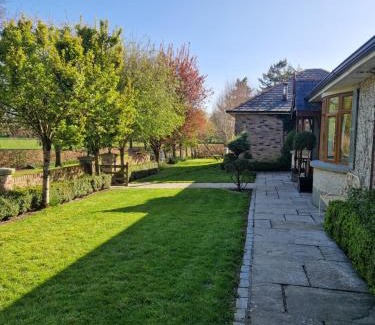 Baltinglass House | Farm House Cottage