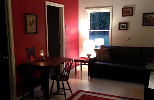 Langley House | Farmhouse ∙ 1 bedroom ∙ 4 guests