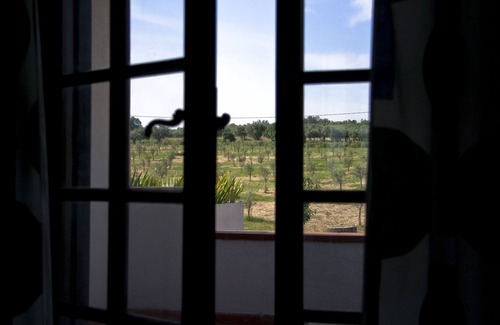 Rapino House | farmhouse immersed in the green Abruzzo countryside with a tennis court