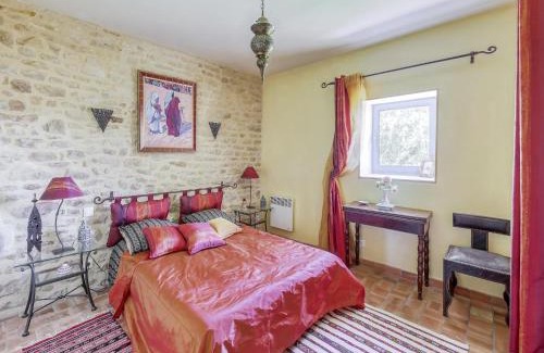 Talon House | Farmhouse in Talon with Scenic Views