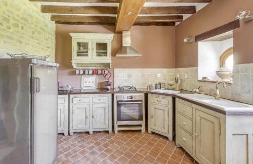 Talon House | Farmhouse in Talon with Scenic Views