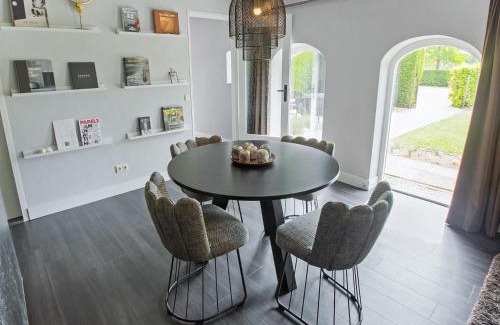 Zelhem House | Farmhouse in Zelhem with Sauna Retreat