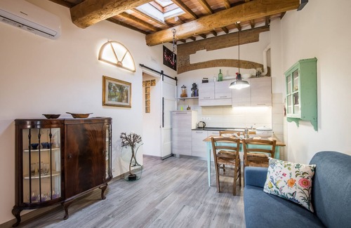 Ville di Corsano Other | Farmhouse 'Lo Ziro - Agriturismo La Roverella' with Private Terrace, Wi-Fi and Air Conditioning