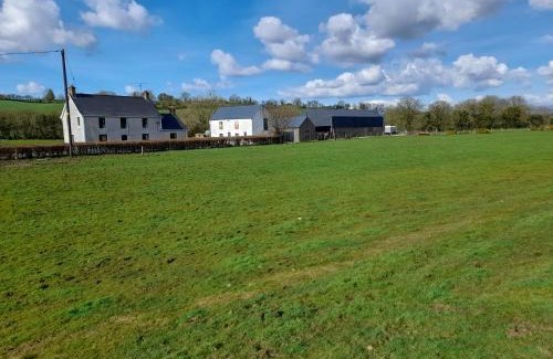 Strabane House | Farmhouse near Newtownstewart 3 bedrooms