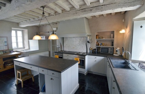 Falaen House | Farmhouse with wellness near Maredsous
