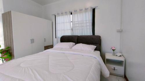 Lom Sak House | FarmStay Tawanchai ฟาร์มสุขตะวันฉาย YS