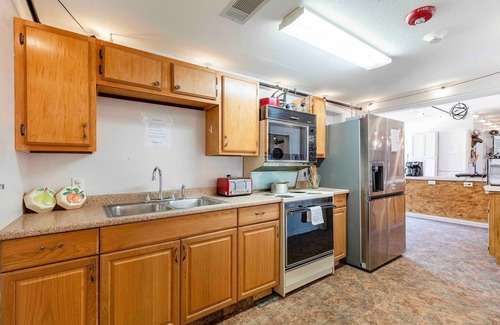 Wills Point Hostel | Farmstay🐮Private RM#7🐓Old Texas Bunkhouse