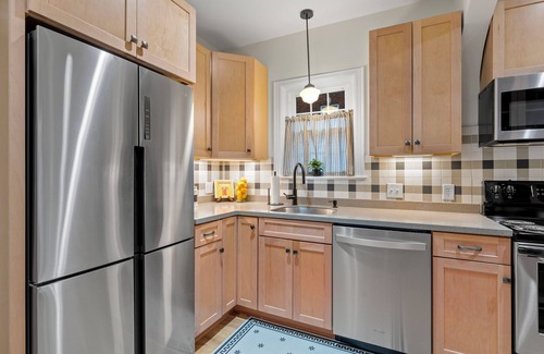 Farmville House | Farmville,walk to Longwood, Greenfront,High Bridge,minutes to Hampden-Sydney