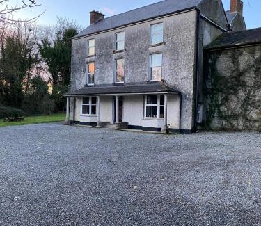 Moate House | Farnagh House - En Suite Bedrooms