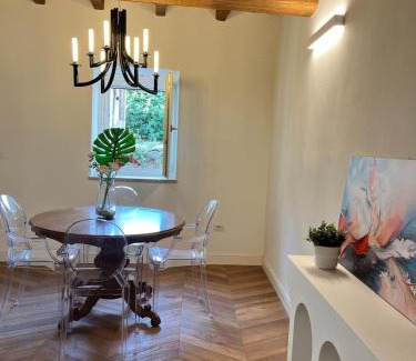 Centro Storico Apartment | Fascino in Centro with private parking and two Rooms
