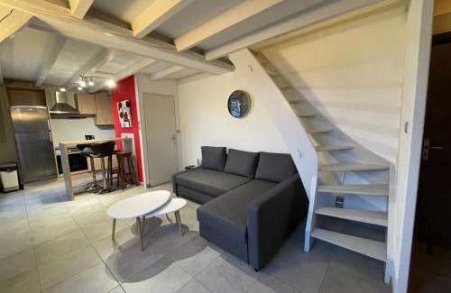 Sarrebourg Apartment | FATHALA - appartement lumineux en dernier étage - face à la gare routière