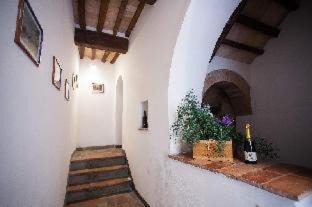 San Gimignano City Centre Apartment | Fattoria Guicciardini