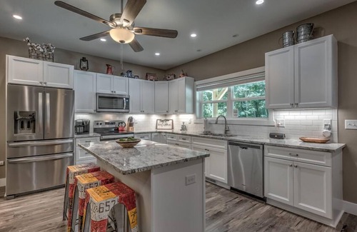 Blairsville Cabin | Fawn'd Memories - Hot Tub | Fire Pit | Gas Grill